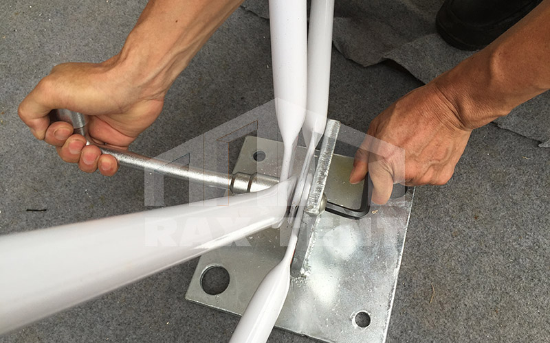 raxtent expansion screw fix the tent to concrete floor